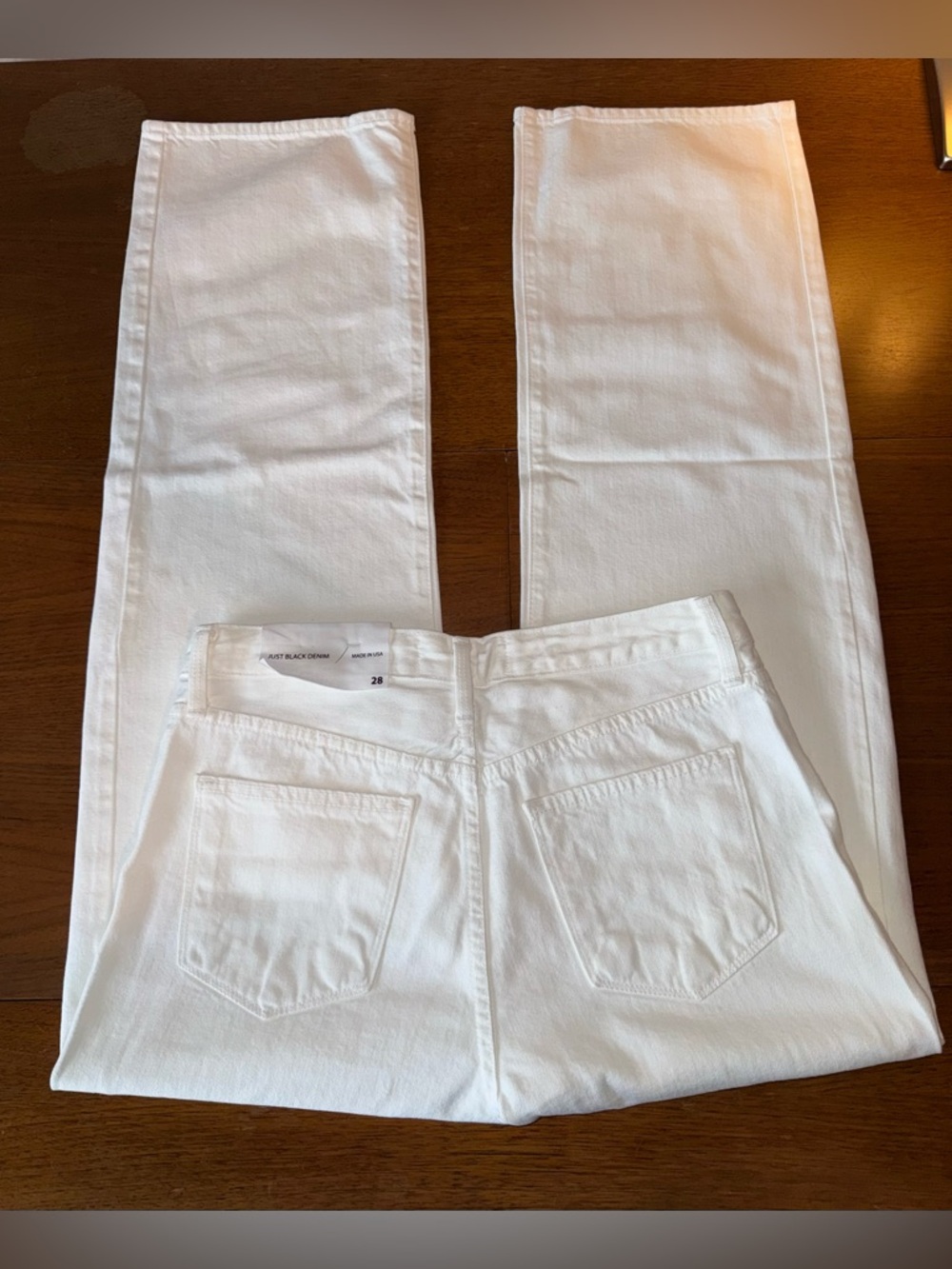 Just Black Women's White Straight-Leg Jeans